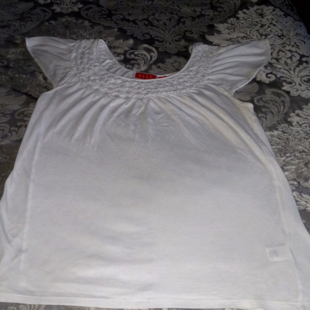 ❤️SALE Elle Super Cute Women's Top